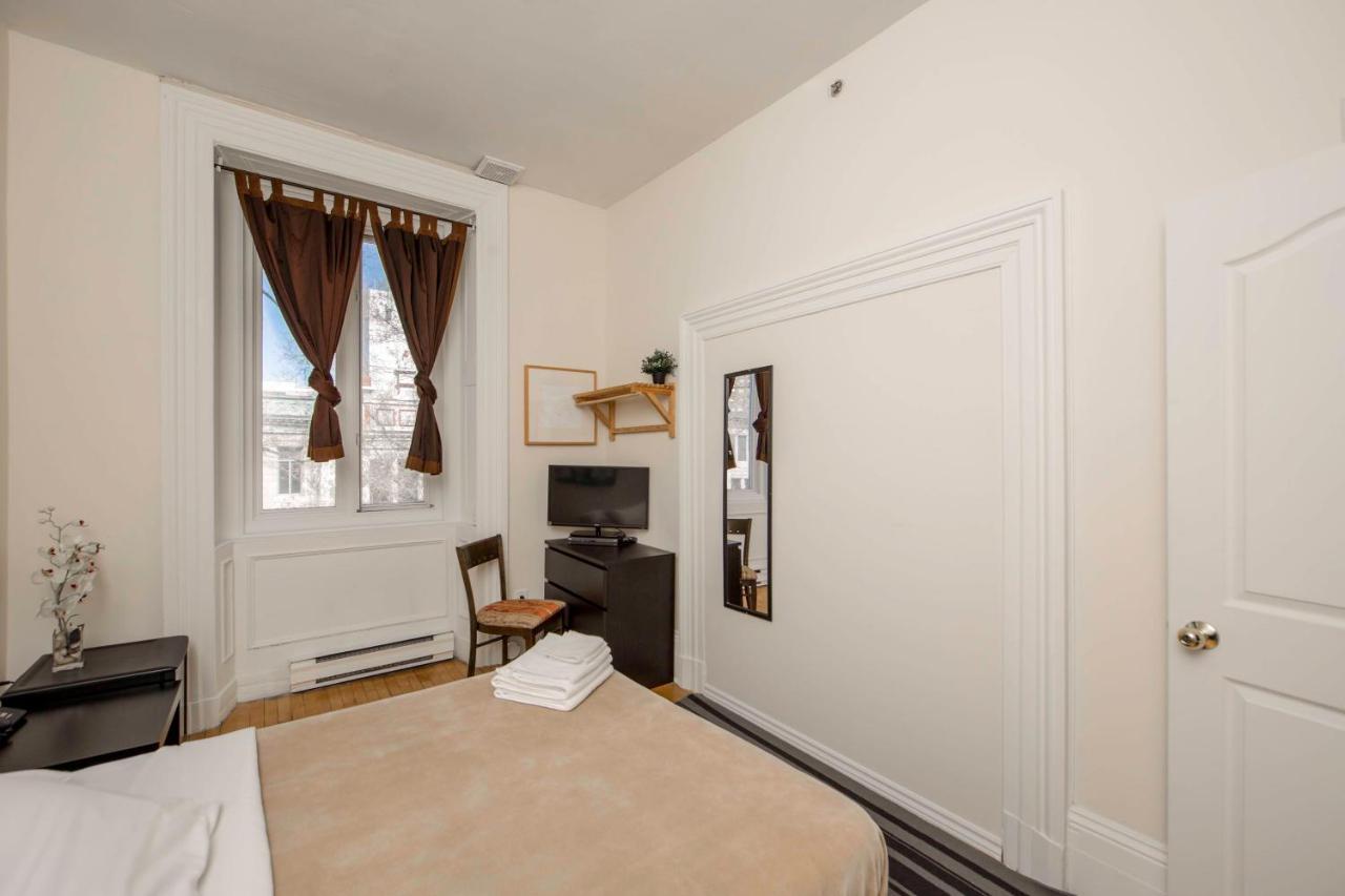 Auberge St Denis Montreal Bagian luar foto