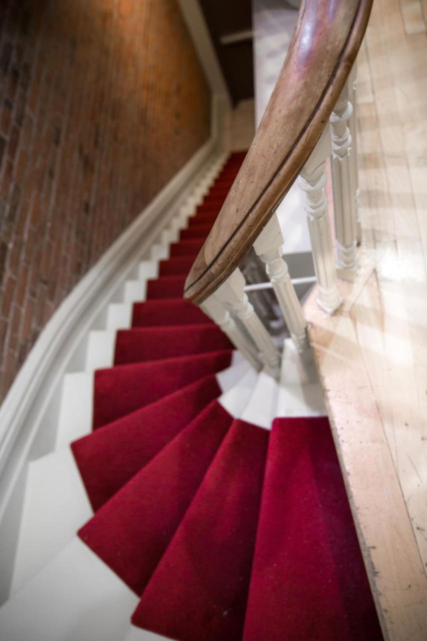 Auberge St Denis Montreal Bagian luar foto